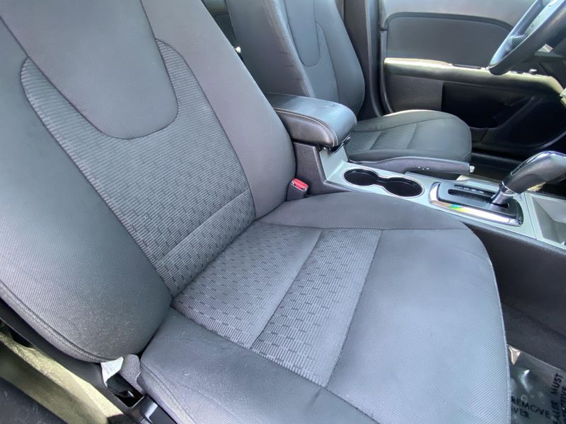 2011 Ford Fusion SEImage 12