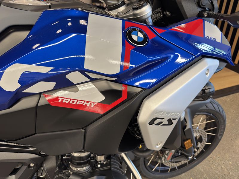 2025 BMW R 1300 GS - TROPHY - AUTOMATIC SHIFT ASSISTANT - RACING BLUE METALLIC 