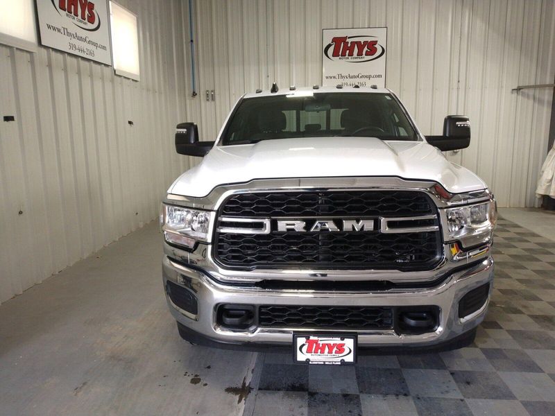 2024 RAM 3500 Tradesman Crew Cab 4x4 6