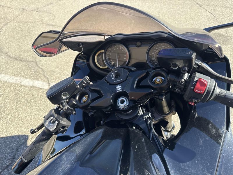 Used 2022 Suzuki HAYABUSA CA Image 14