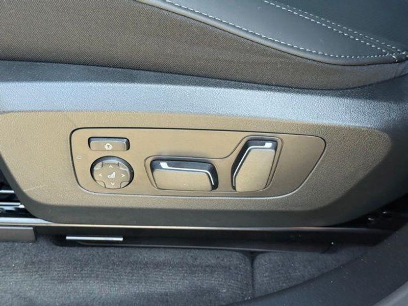 New 2026 BMW X3 30 xDriveImage 18