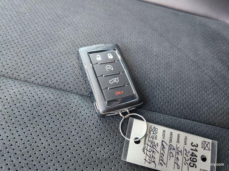 New 2025 Jeep Grand Cherokee Altitude X 4x4