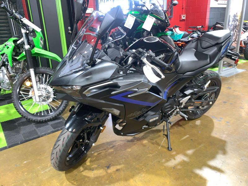 New 2025 Kawasaki NINJA 500 SE ABS Image 19