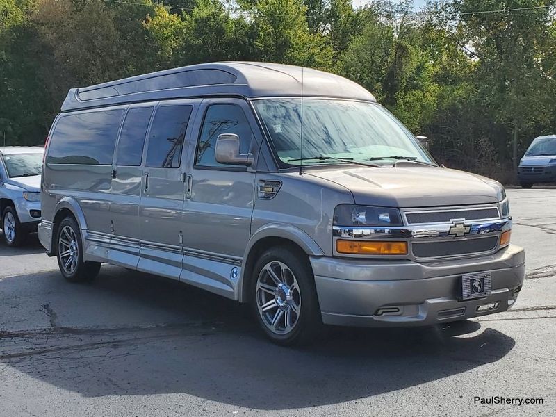 2018 Chevrolet Express 2500 Image 22