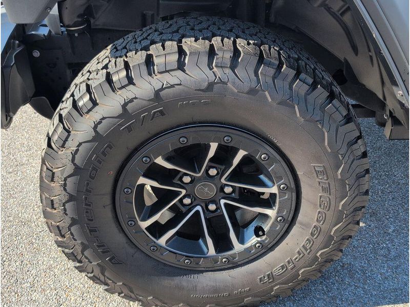 Used 2024 Jeep Wrangler WillysImage 9