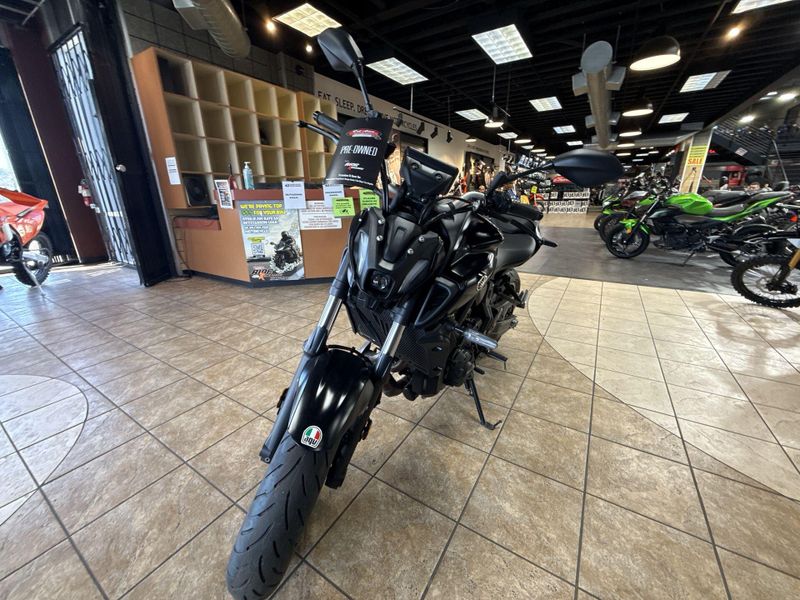 Used 2024 Yamaha MT-07 Image 12