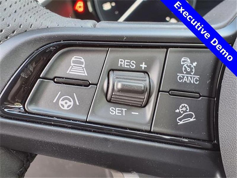 2025 Alfa Romeo Stelvio AwdImage 19