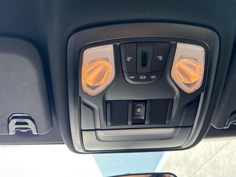 2022 Ram 2500 Tradesman photo 17