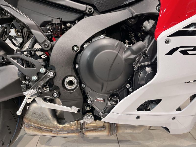 New 2025 Yamaha YZF-R9 Image 25