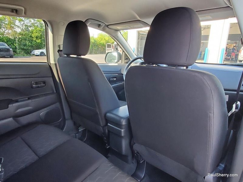 Used 2025 Mitsubishi Outlander Sport SE
