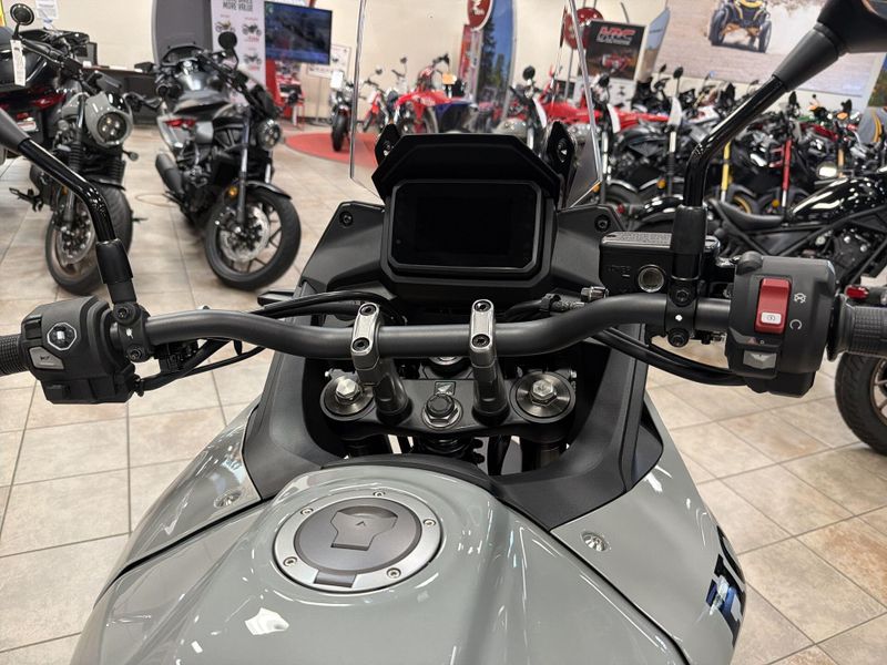 New 2026 Honda TRANSALP E-CLUTCH Image 24