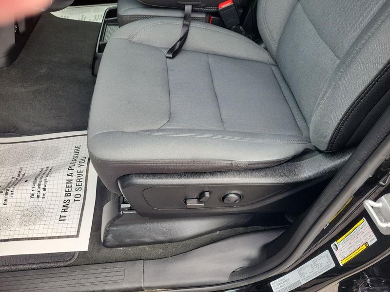 Used 2022 RAM 1500 Big HornImage 4