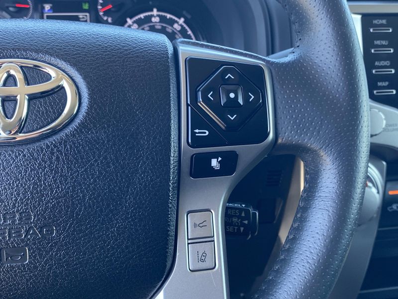 Used 2022 Toyota 4Runner TrailImage 29