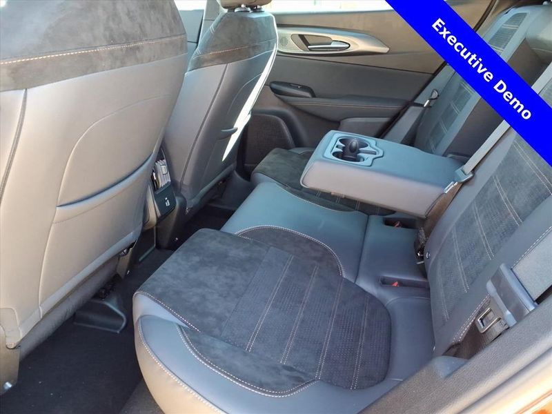 New 2025 Alfa Romeo Tonale IntensaImage 10