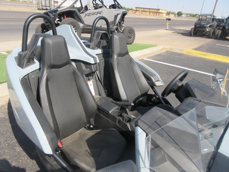 USED 2024 POLARIS SLINGSHOT SL AUTODRIVE Image 10