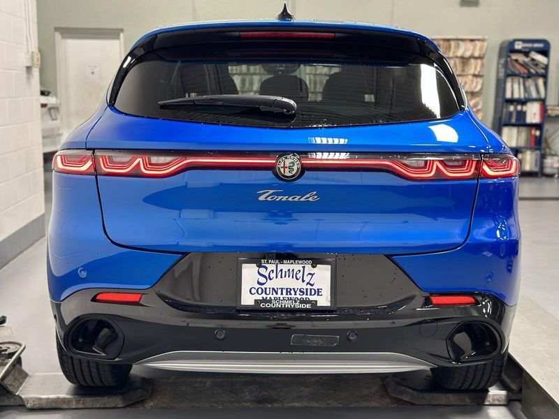 New 2024 Alfa Romeo Tonale Ti EawdImage 4