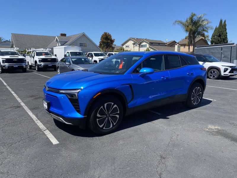 2024 Chevrolet Blazer EV eAWD LTImage 2