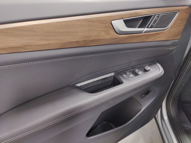 2025 Volkswagen Atlas SE AWD w/Technology PkgImage 29