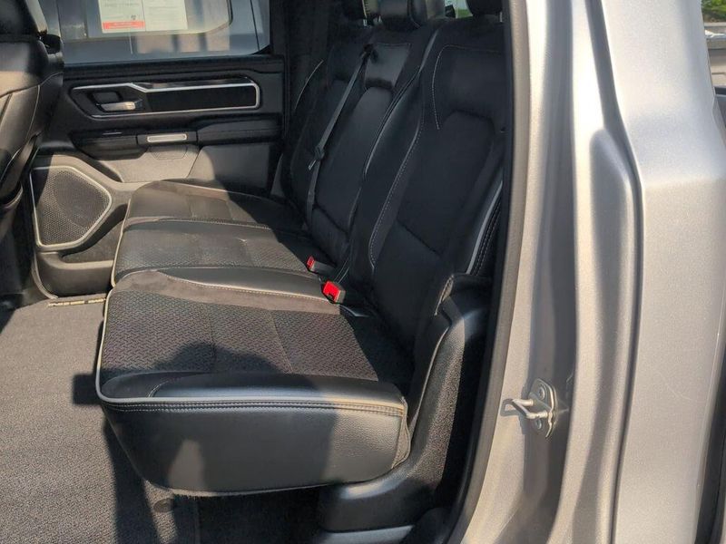2022 RAM 1500 LaramieImage 31