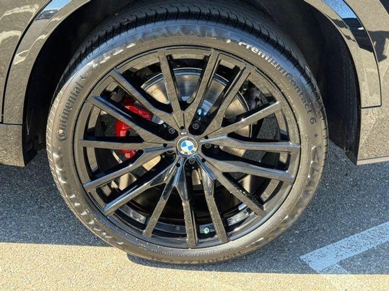 New 2026 BMW X5 sDrive40iImage 14