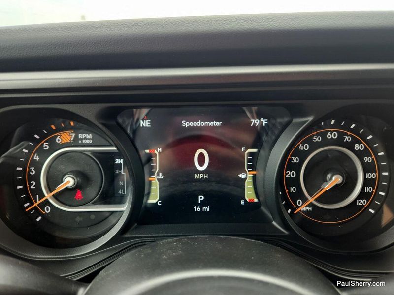 New 2025 Jeep Wrangler 4-door Sahara