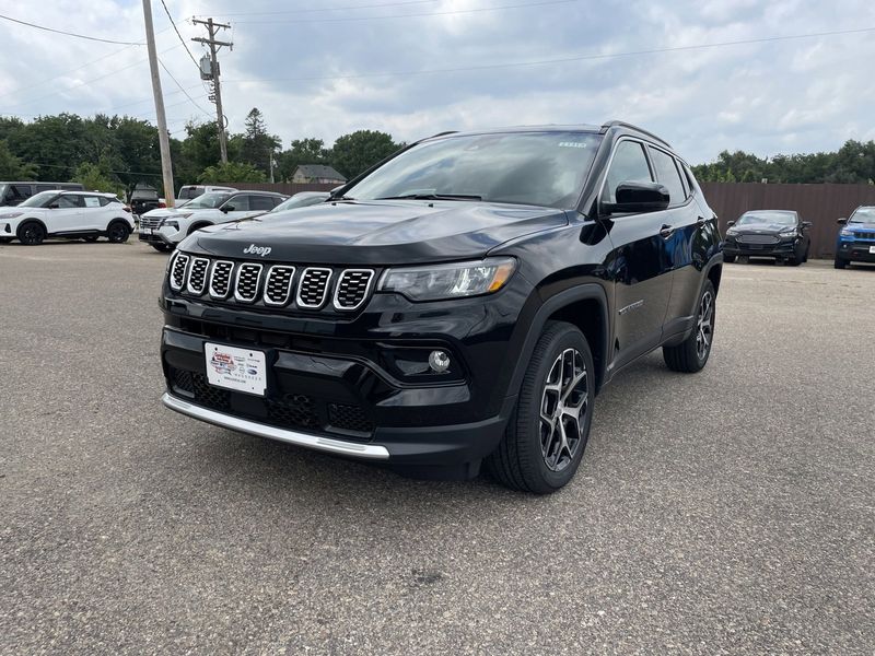 2024 Jeep Compass Limited 4x4Image 4