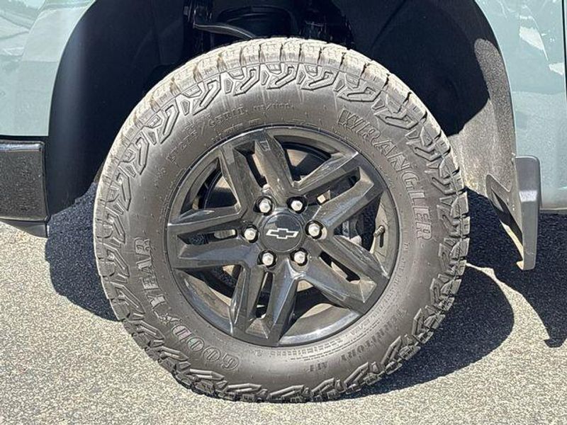 Used 2025 Chevrolet Silverado 1500 Custom Trail BossImage 10