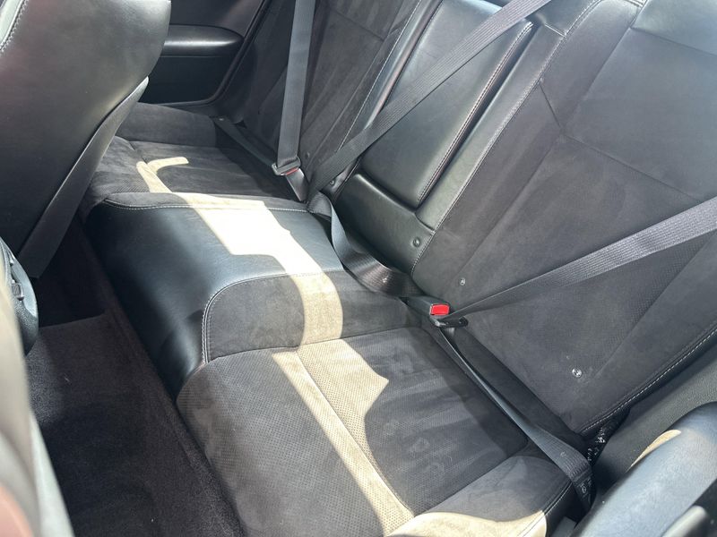 2018 Dodge Challenger SXT Plus photo 15