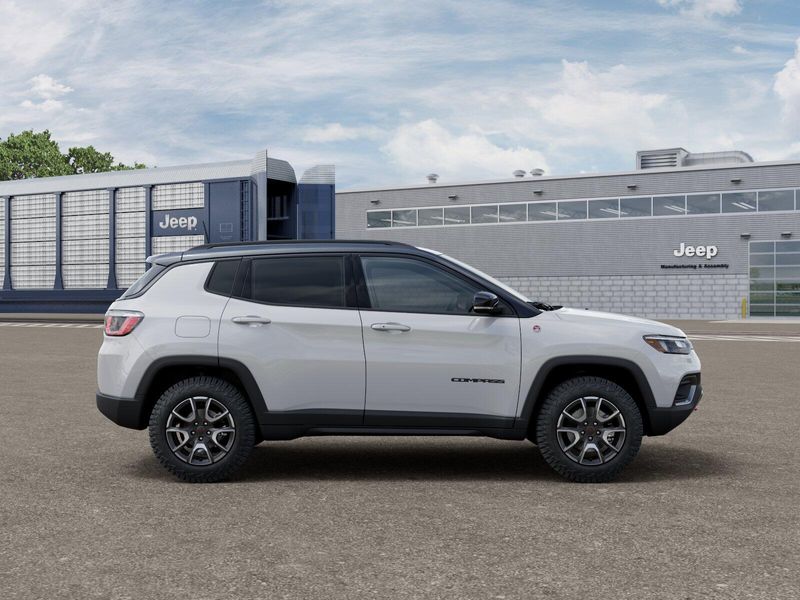 New 2026 Jeep Compass Trailhawk 4x4Image 21