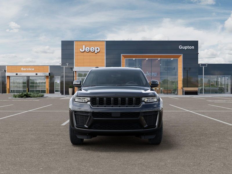 New 2026 Jeep Grand Cherokee L Laredo Altitude 4x4Image 6