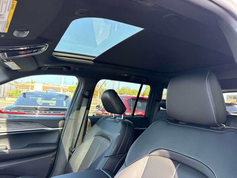 New 2026 Jeep Grand Cherokee Limited 4x4