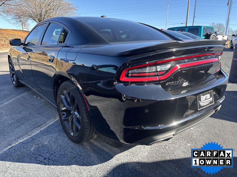 Used 2020 Dodge Charger SXTImage 10
