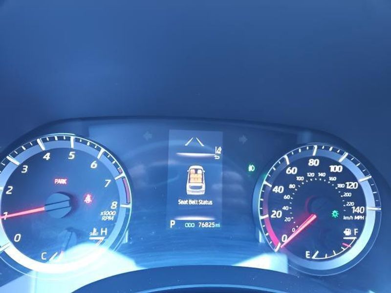 Used 2021 Toyota Highlander LE