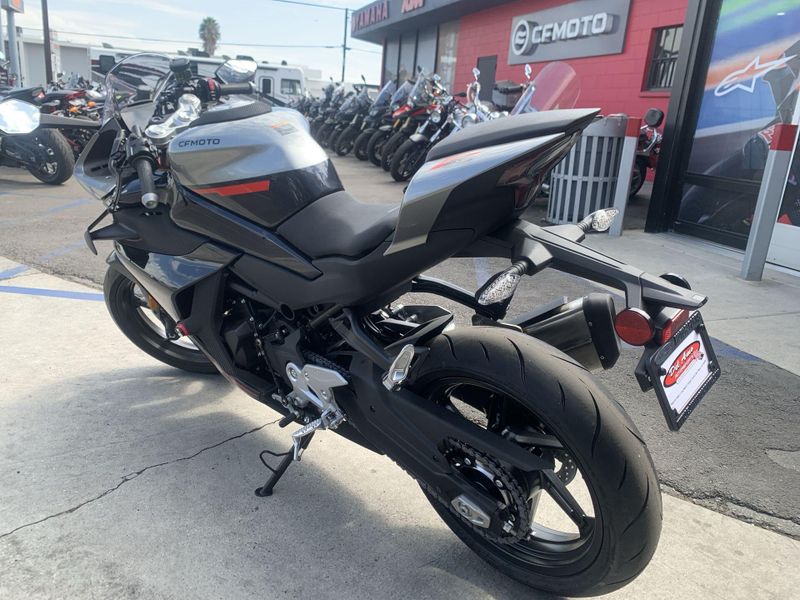 New 2025 CFMOTO 450SS Image 22