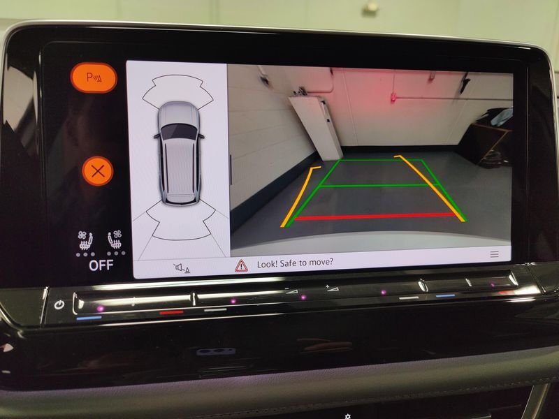 Used 2024 Volkswagen Atlas AWD Peak Edition SEL w/Sunroof/NavImage 28