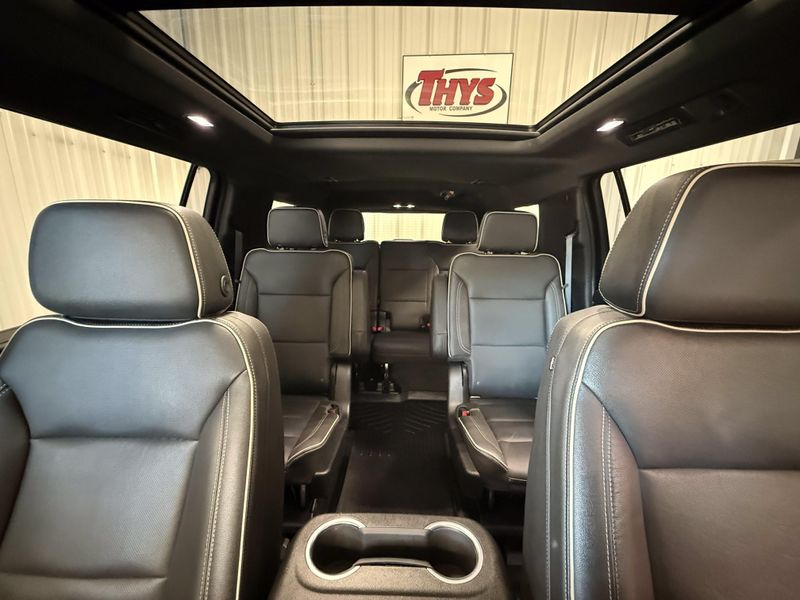 Used 2021 Chevrolet Suburban PremierImage 25
