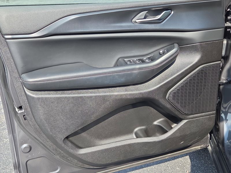 2023 Jeep Grand Cherokee Altitude X photo 14