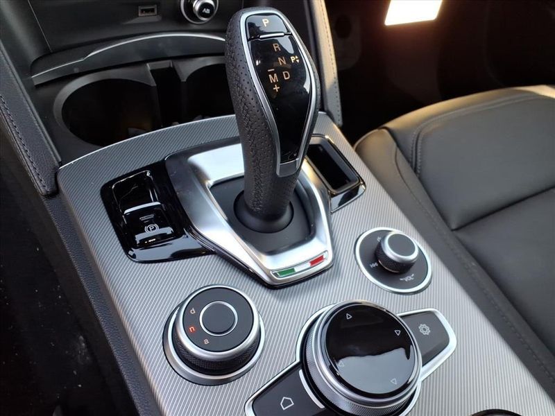 New 2026 Alfa Romeo Stelvio SprintImage 20