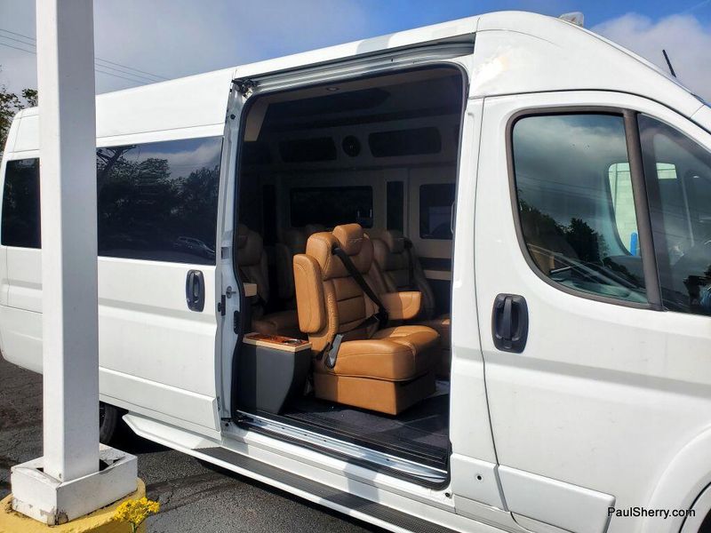 2024 RAM Promaster 3500 Slt+ Window Van High Roof 159