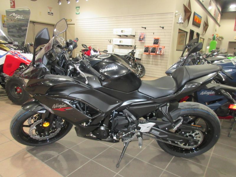 NEW 2026 KAWASAKI NINJA 650 Image 4