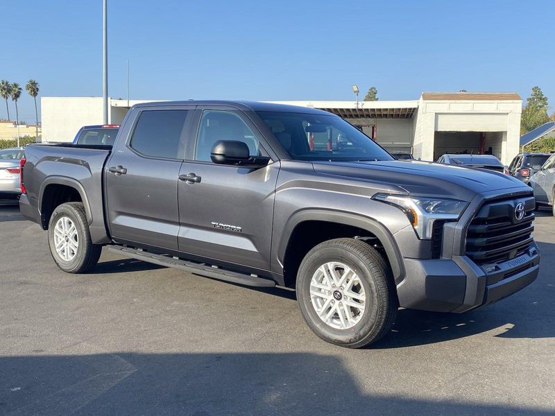 2025 Toyota Tundra SR5Image 2