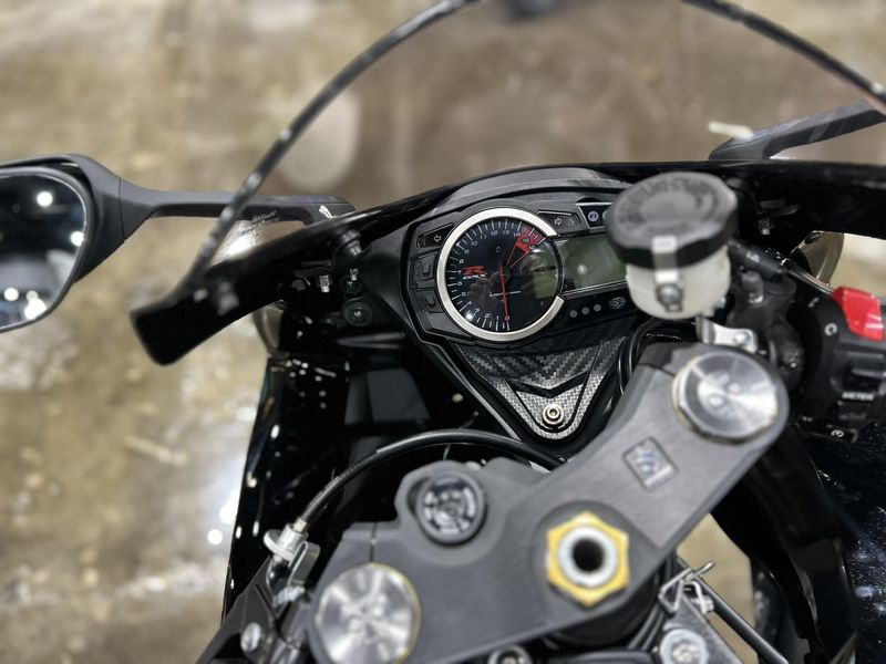 New 2026 Suzuki GSX-R750 Image 3