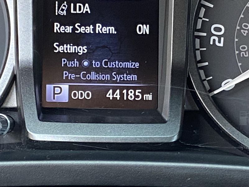 Used 2023 Toyota Tacoma TRD SportImage 28