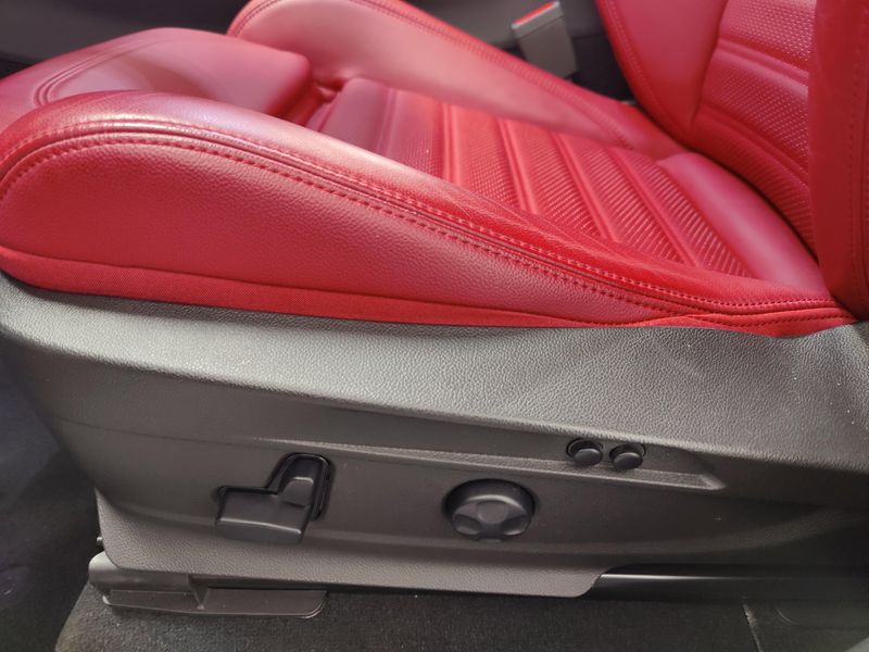 Used 2024 Alfa Romeo Stelvio Sprint AWD w/Sunroof/NavImage 18