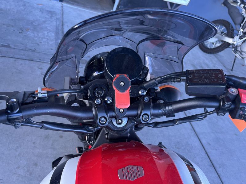 Used 2021 Yamaha XSR900 Image 21
