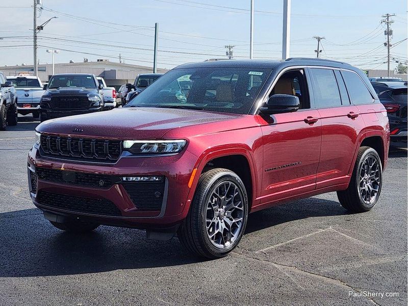New 2026 Jeep Grand Cherokee Summit 4x4