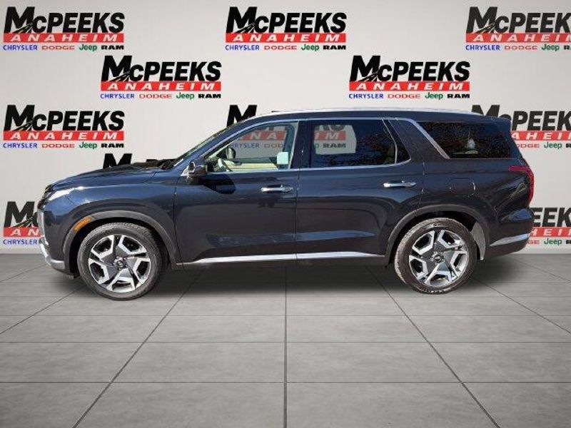 Used 2024 Hyundai Palisade LimitedImage 2