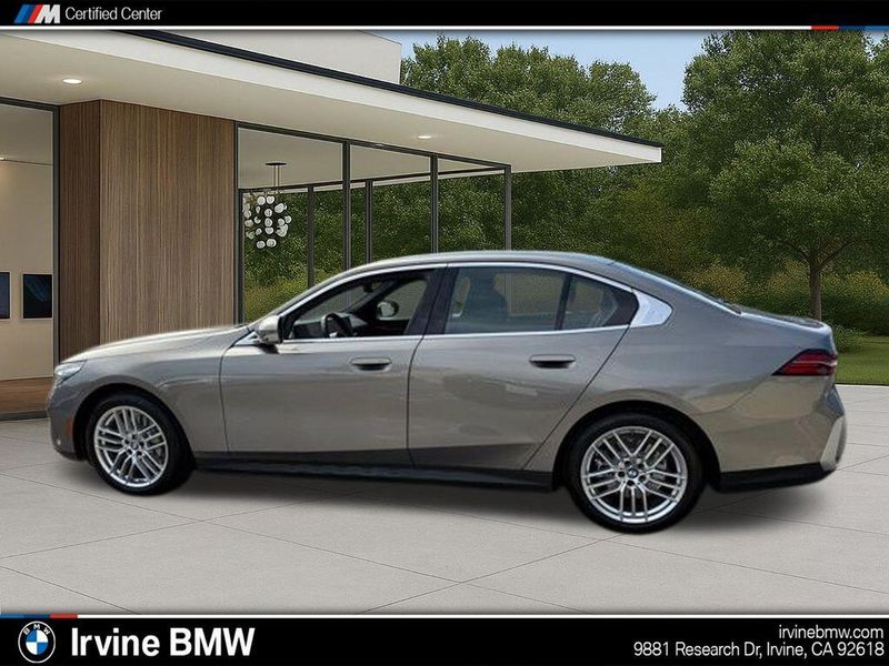Used 2025 BMW 5 Series 530iImage 13