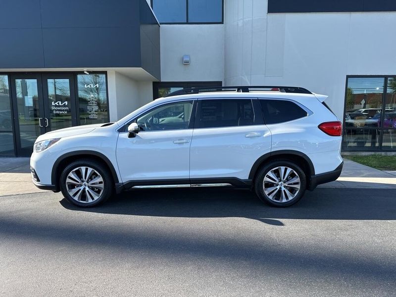 2022 Subaru Ascent LimitedImage 8