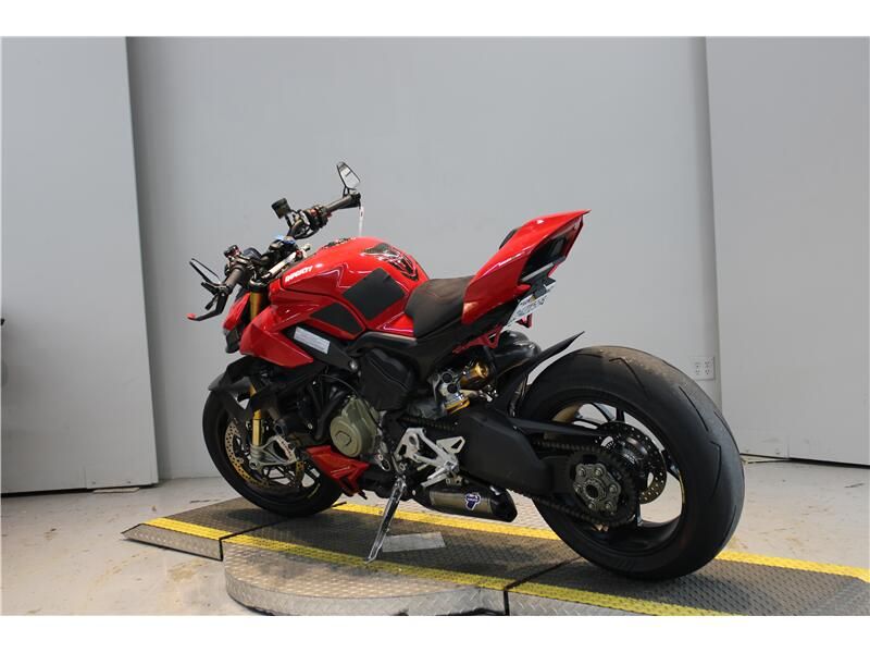 Used 2021 Ducati STREET FIGHTER V4S Image 9